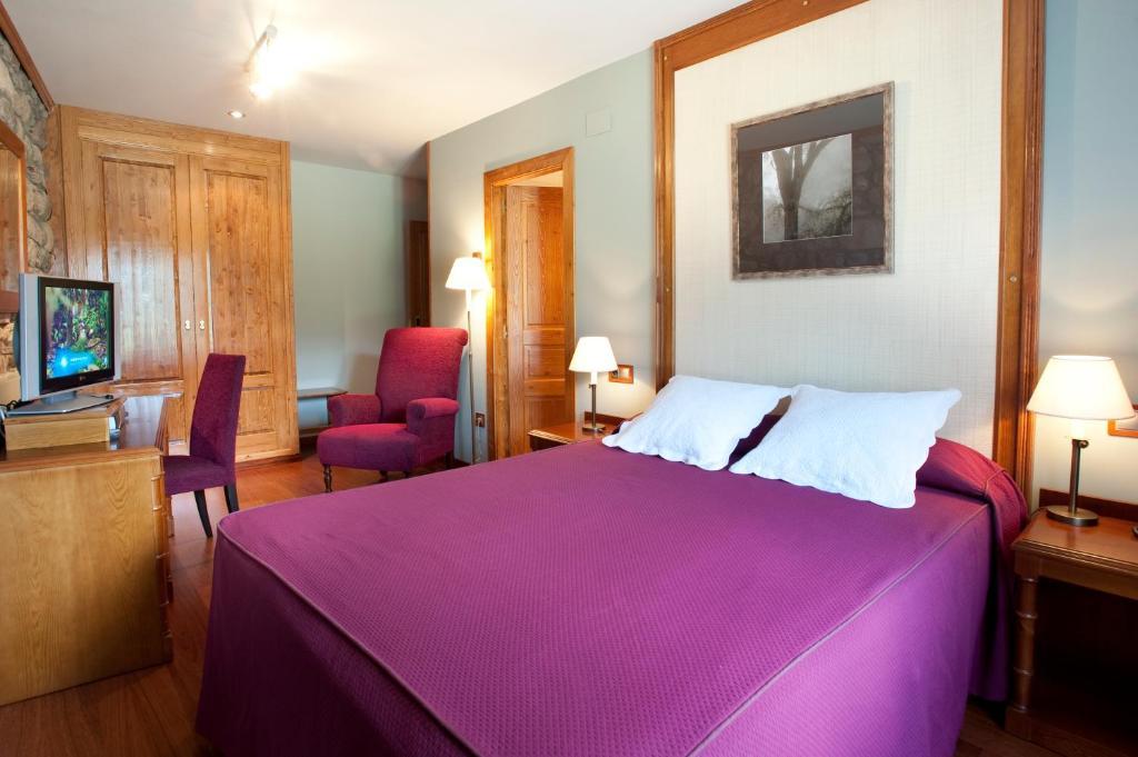 Hotel Diamo Castejón de Sos Esterno foto